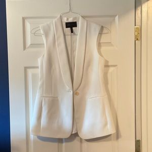 Sophisticated elegant and fun BCBG vest!